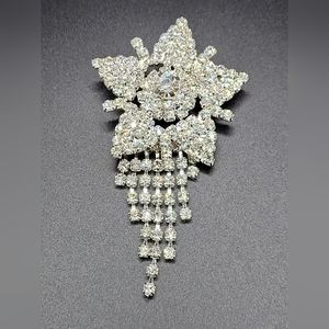 Vintage Style Star Shaped White Rhinestones Brooch Pin